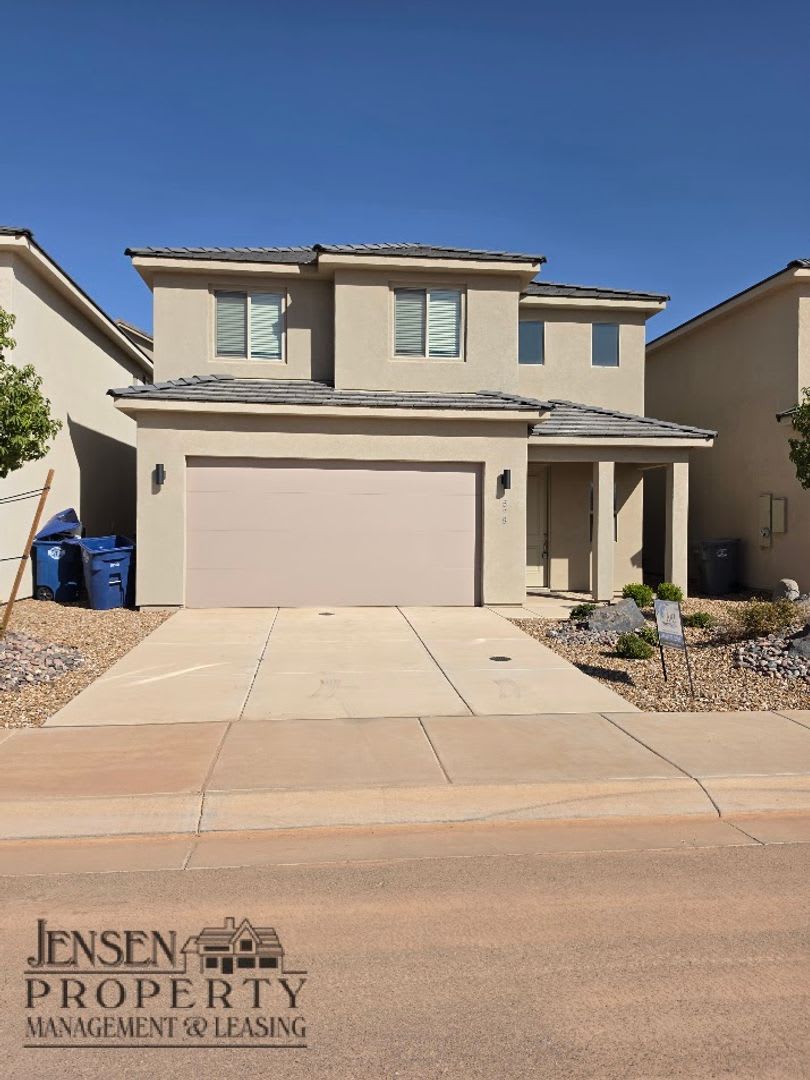 Beautiful 4 Bedroom in Red Trails – photo 2
