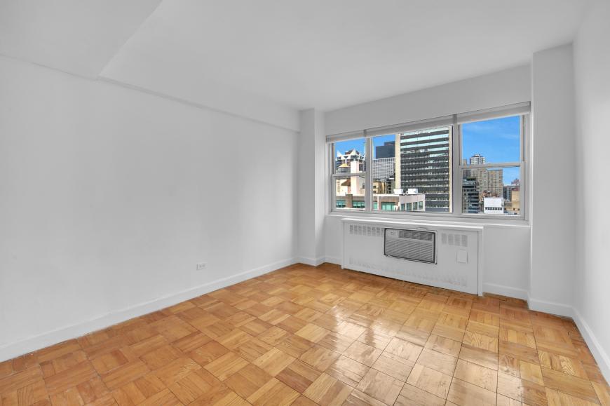 333 East 46th Street – photo 5