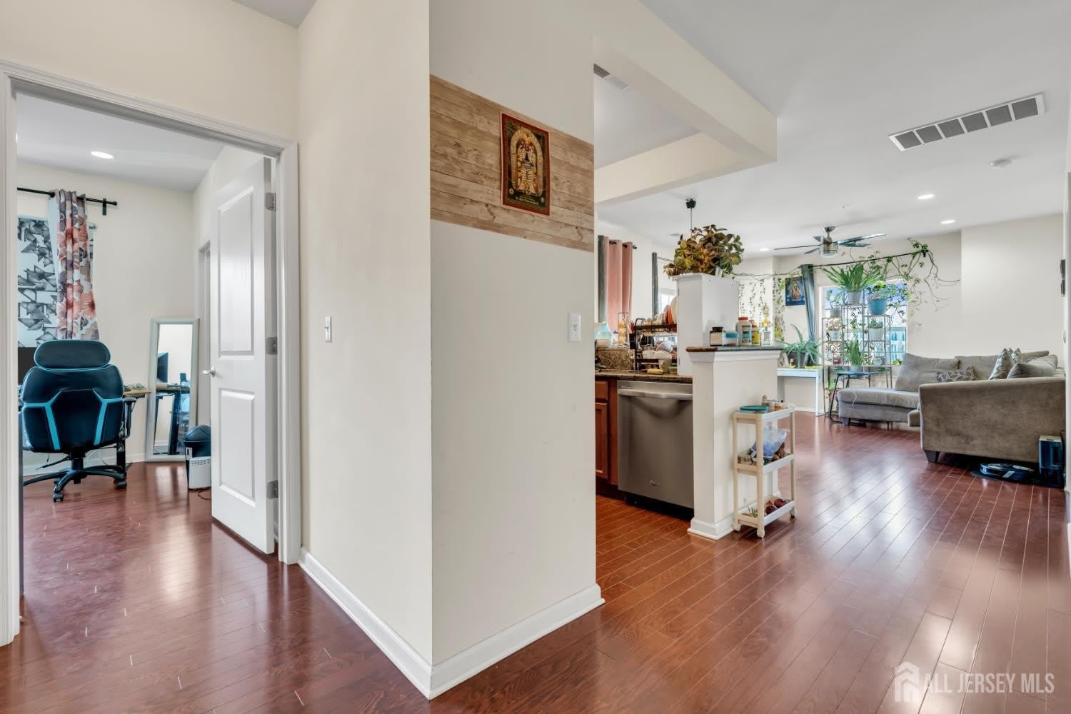 731 Strassle Way – photo 4