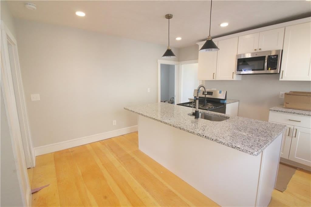 9 Hall Avenue – photo 5