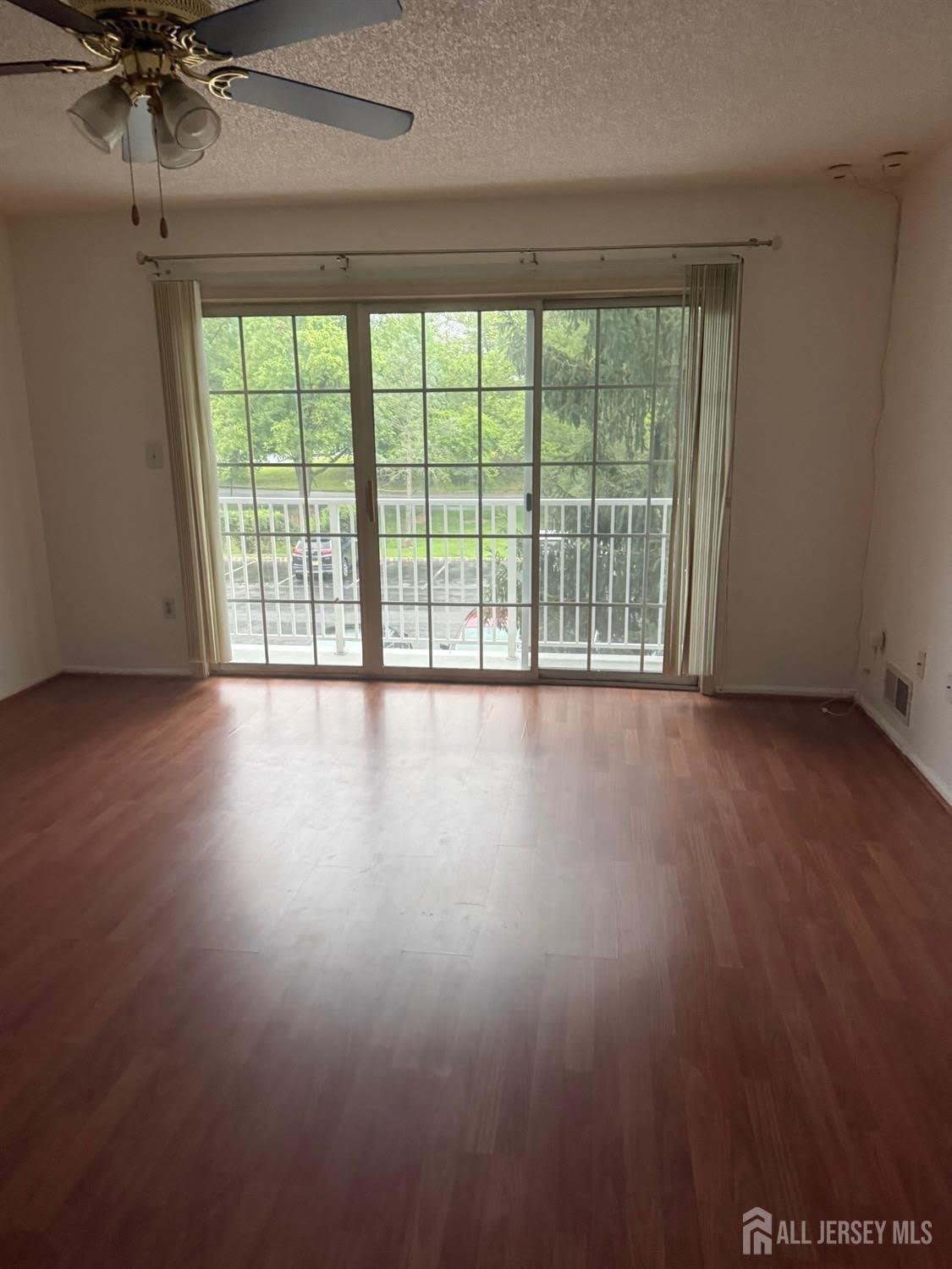 73 Rachel Court – photo 1