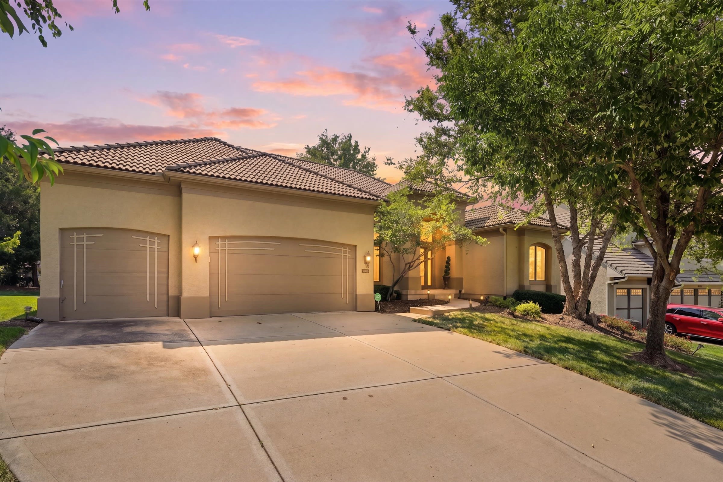 9638 Zarda Drive – photo 3