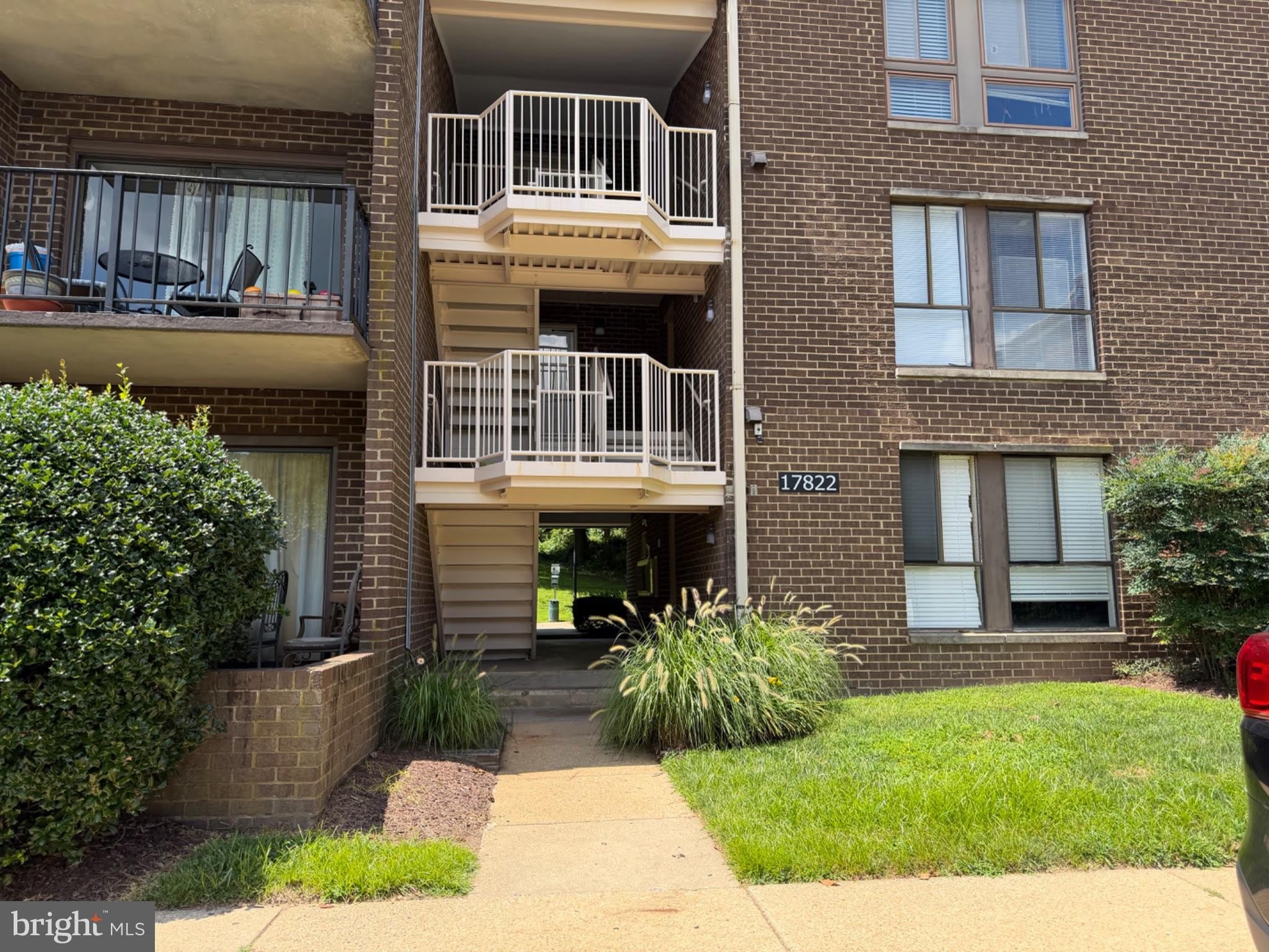 17822 BUEHLER Road – photo 1