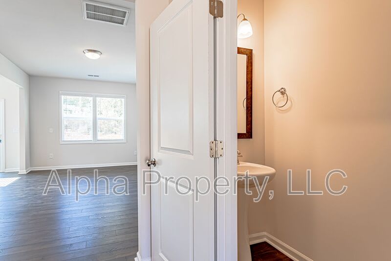 147 Clingstone Trl – photo 4