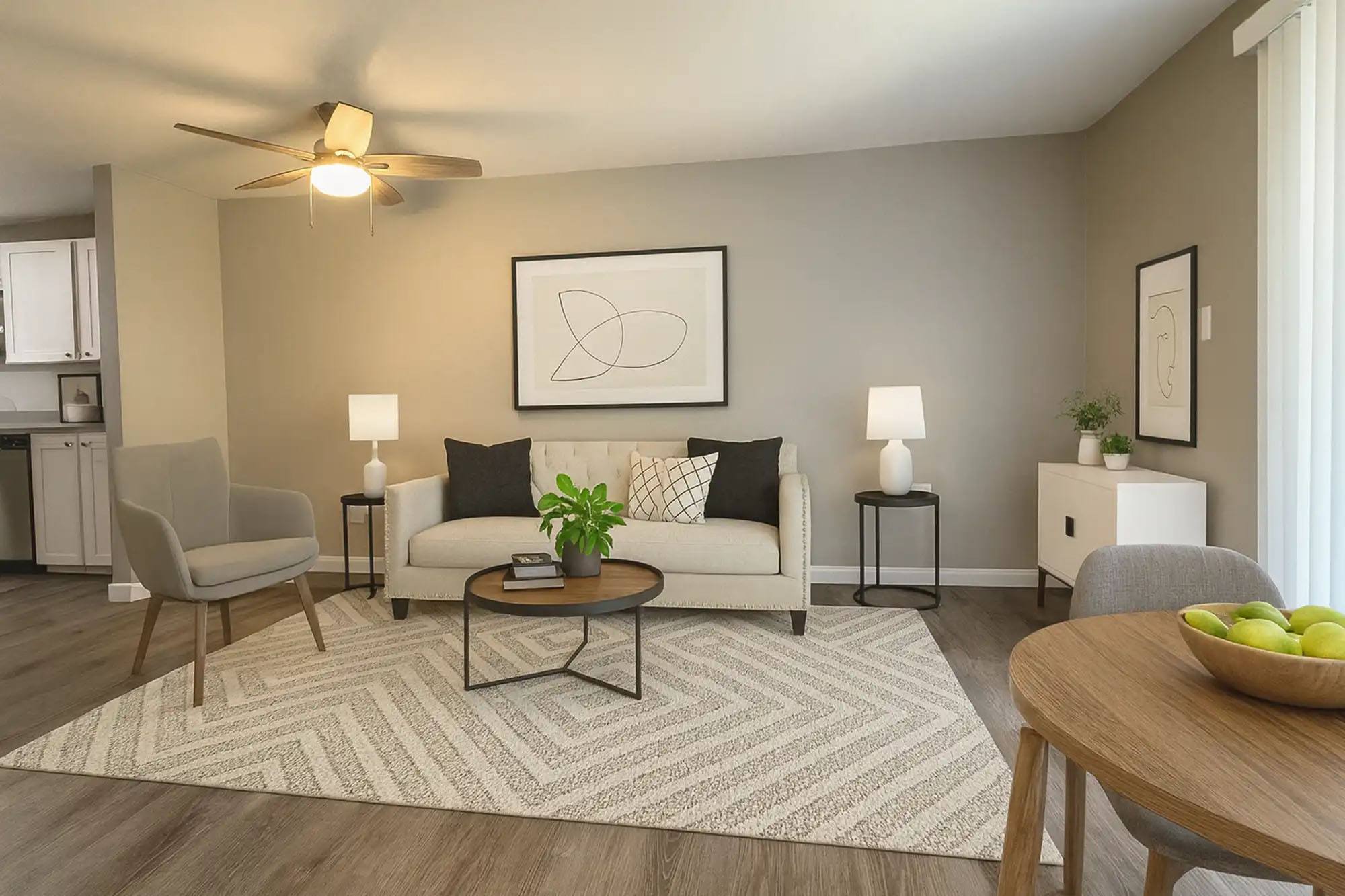 Valley View Apartments – photo 2