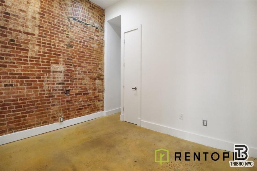 753 Lexington Avenue – photo 3