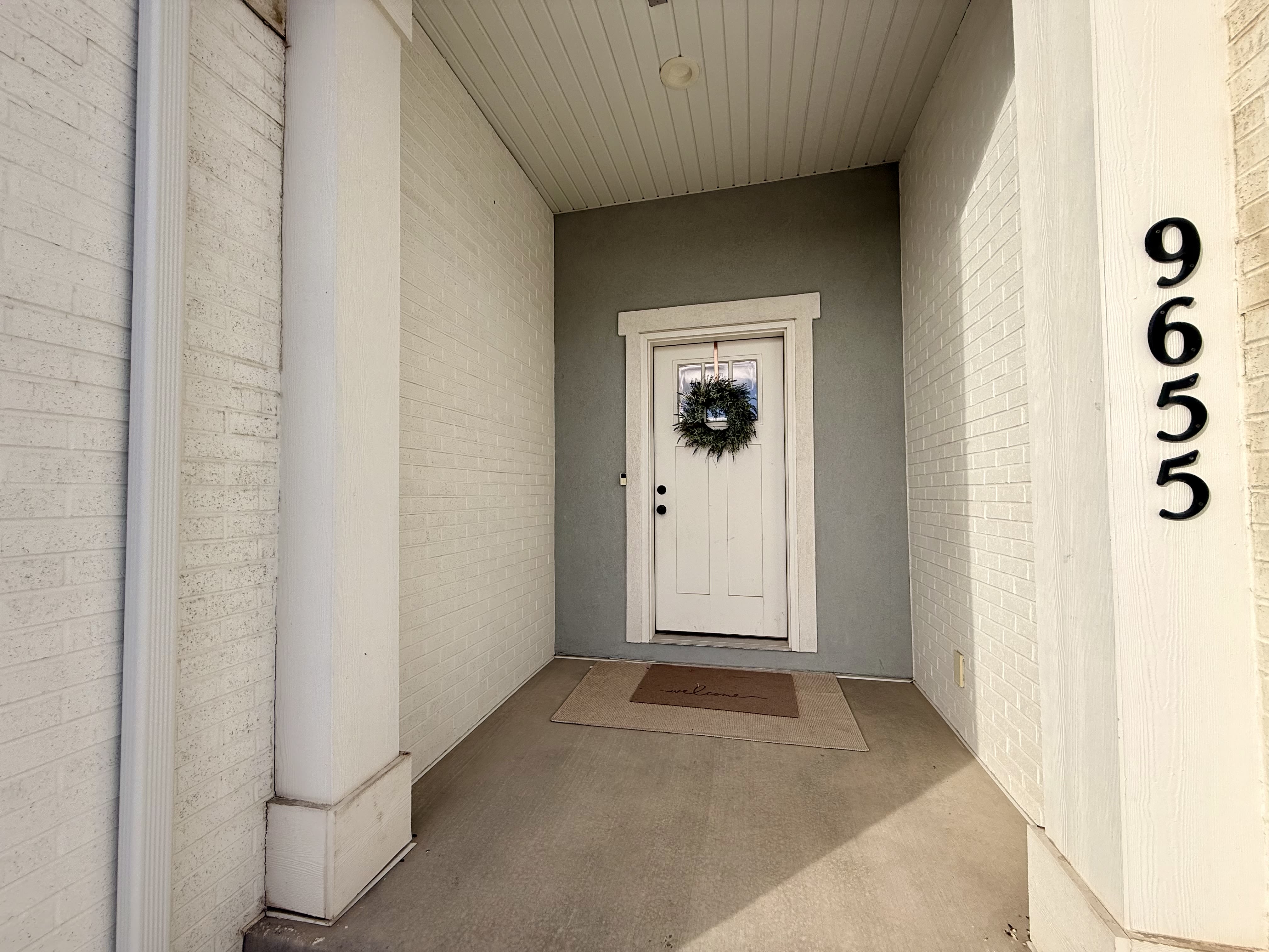 9655 North Aaron Avenue – photo 1