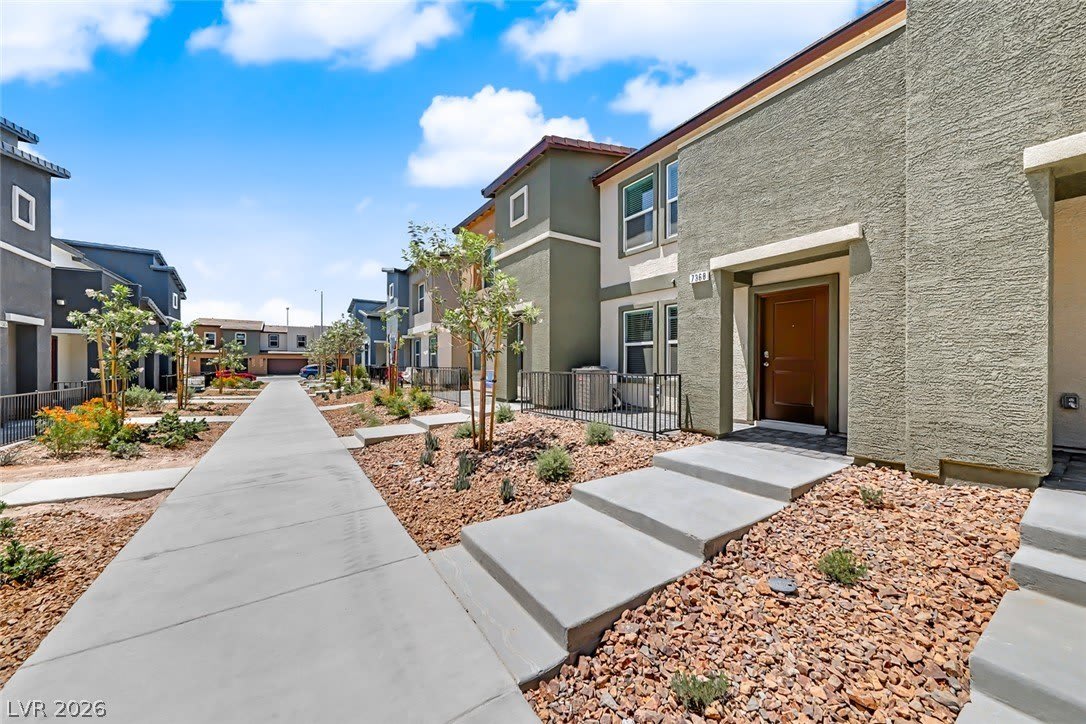 7368 Joanna Brook Street – photo 1