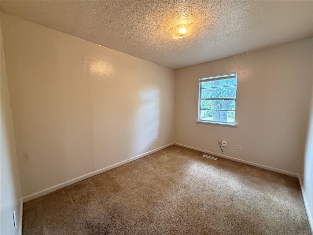 2205 Dogwood Place – photo 4