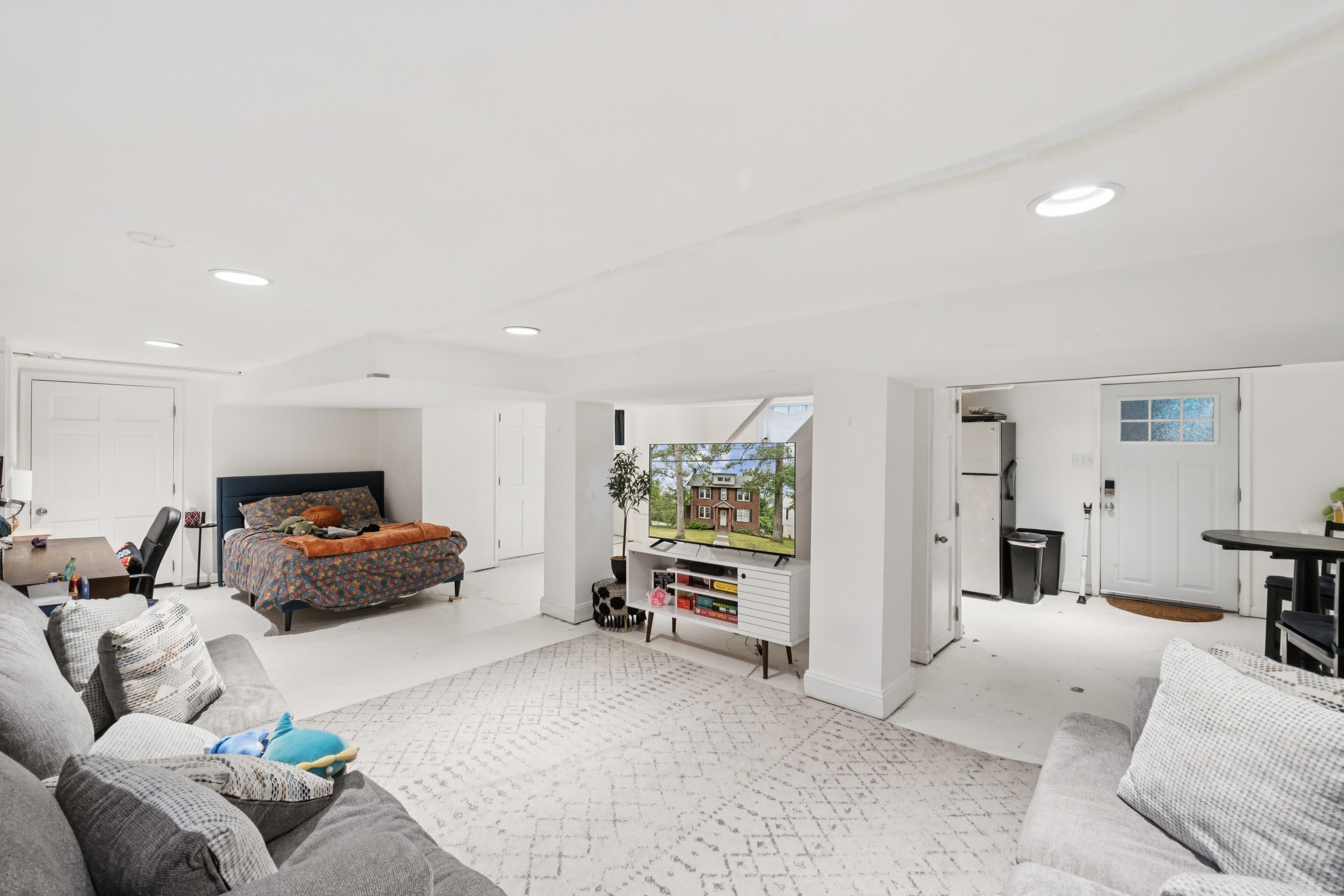 8400 48th Avenue – photo 3