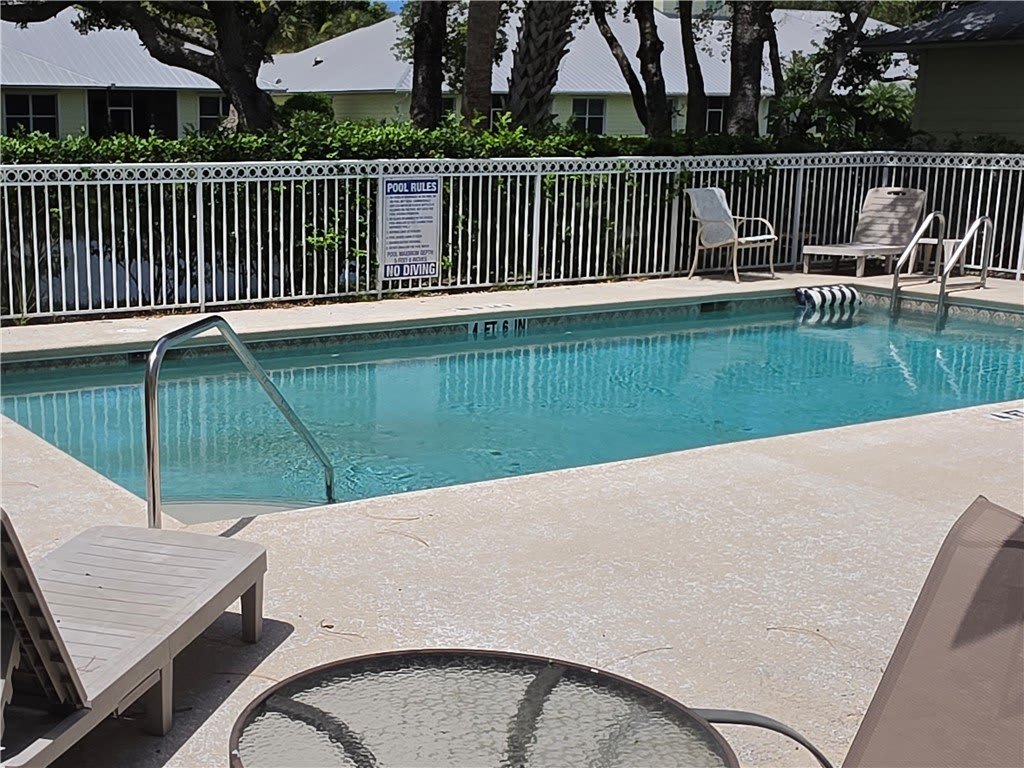 417 Pineapple Square Sw – photo 2