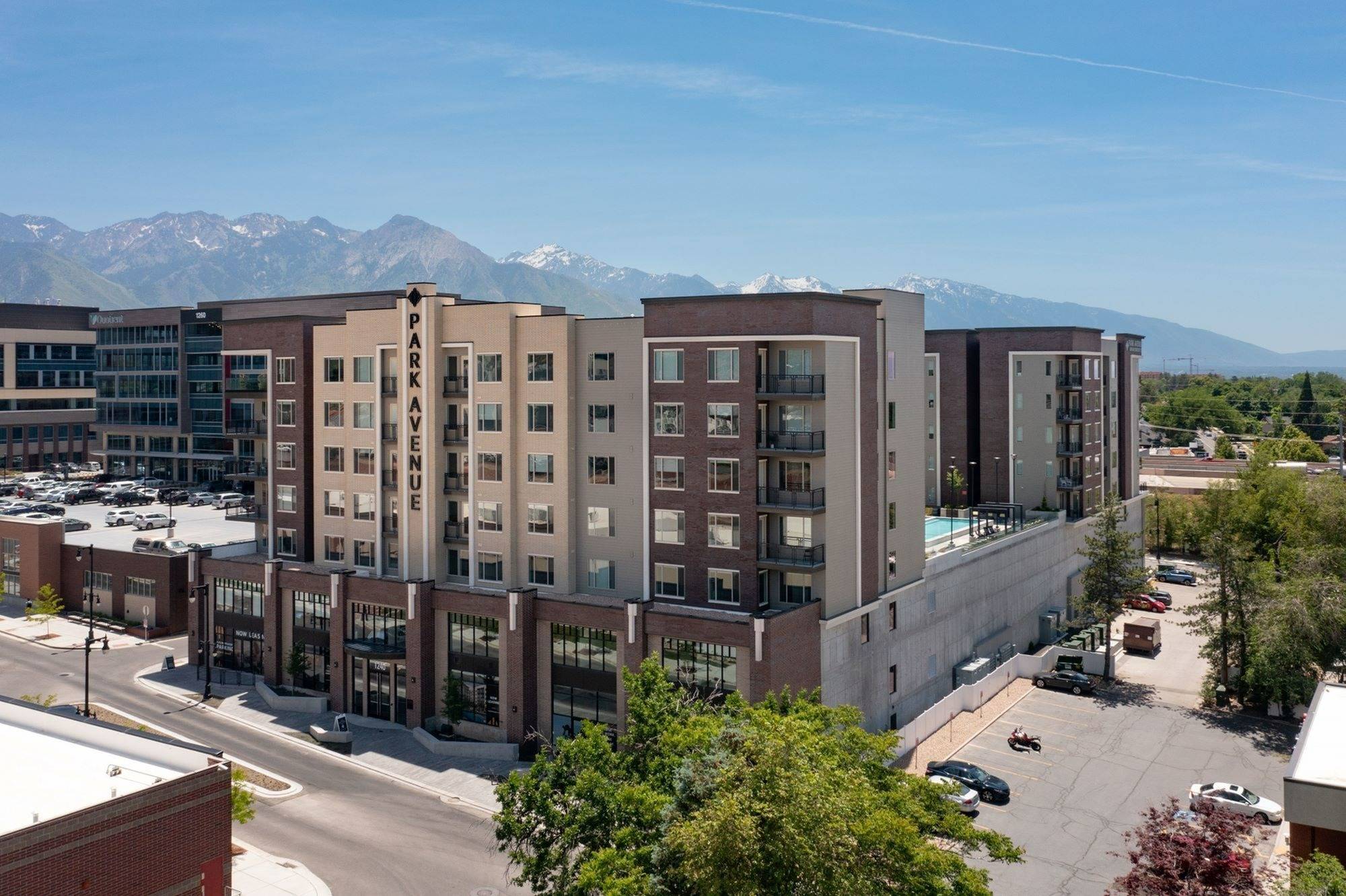 Park Avenue Apartments – photo 1