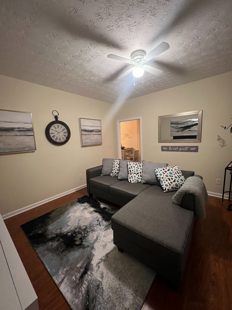 Private 1 Bedroom Unit in Sugar Hill – photo 4