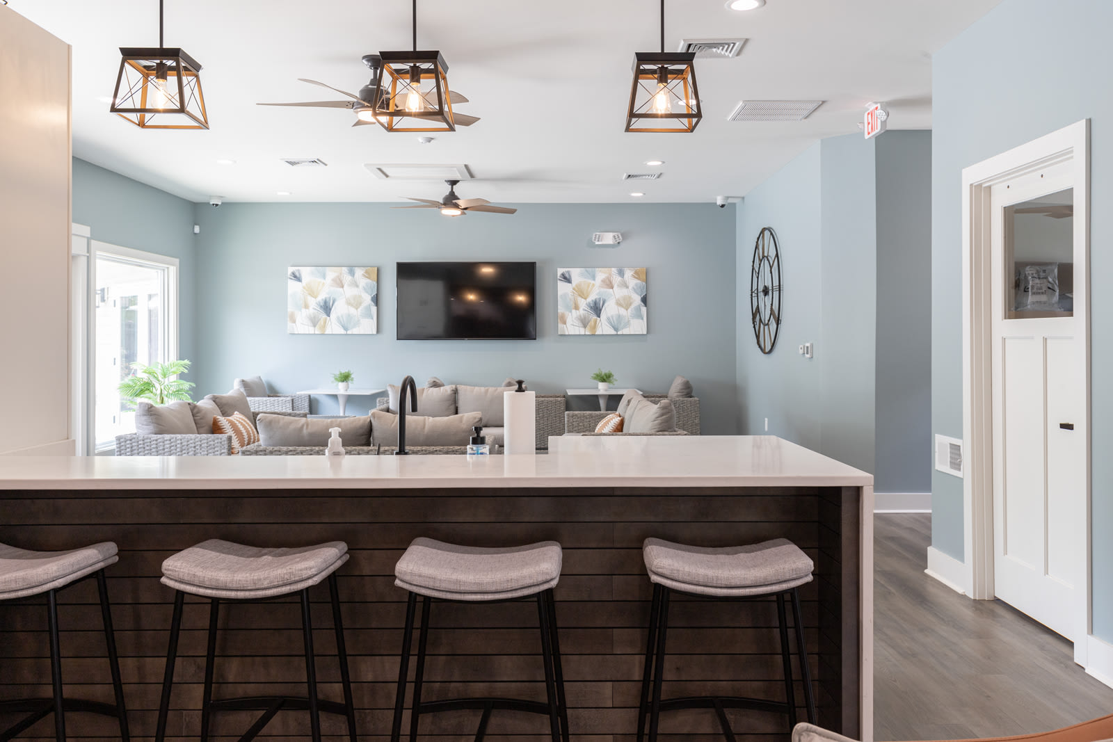 Hickory Woods Apartments – photo 2