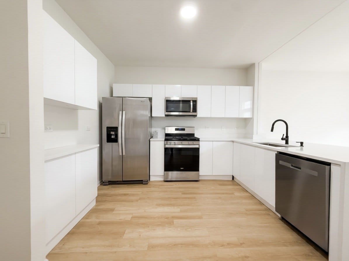 1089 Ellsworth Drive – photo 5