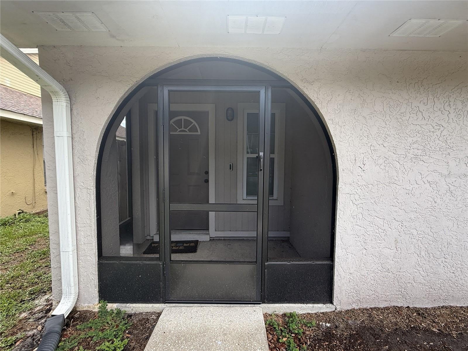2042 Shadow Pine Drive – photo 2