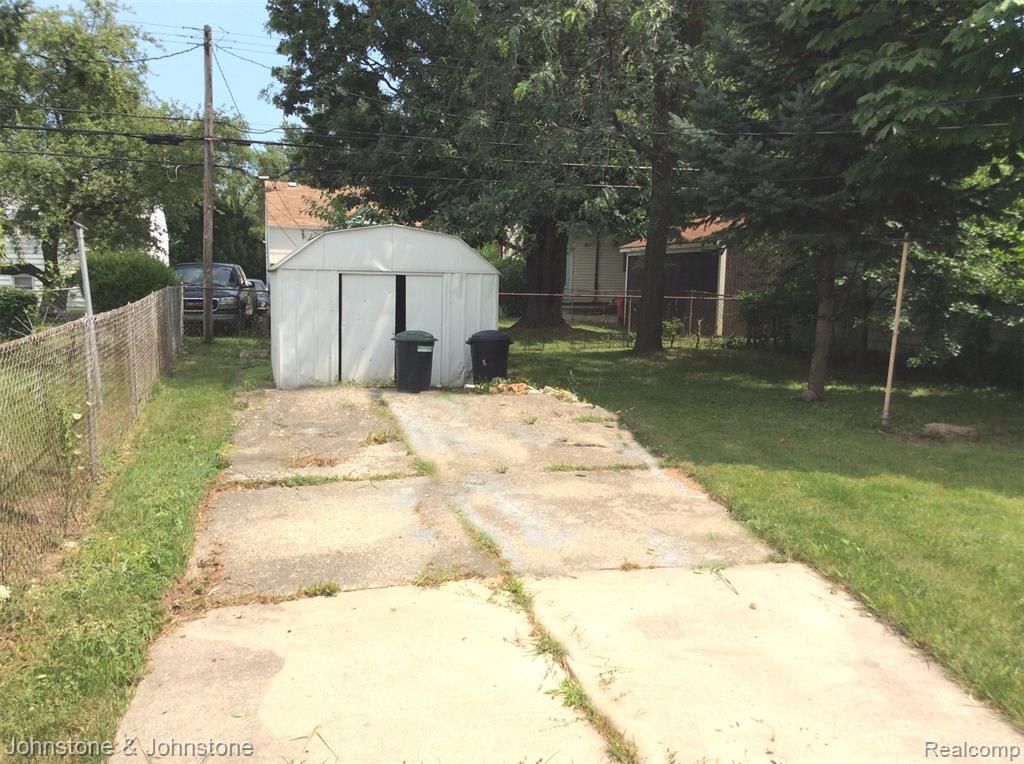 22042 Gascony Ave – photo 3