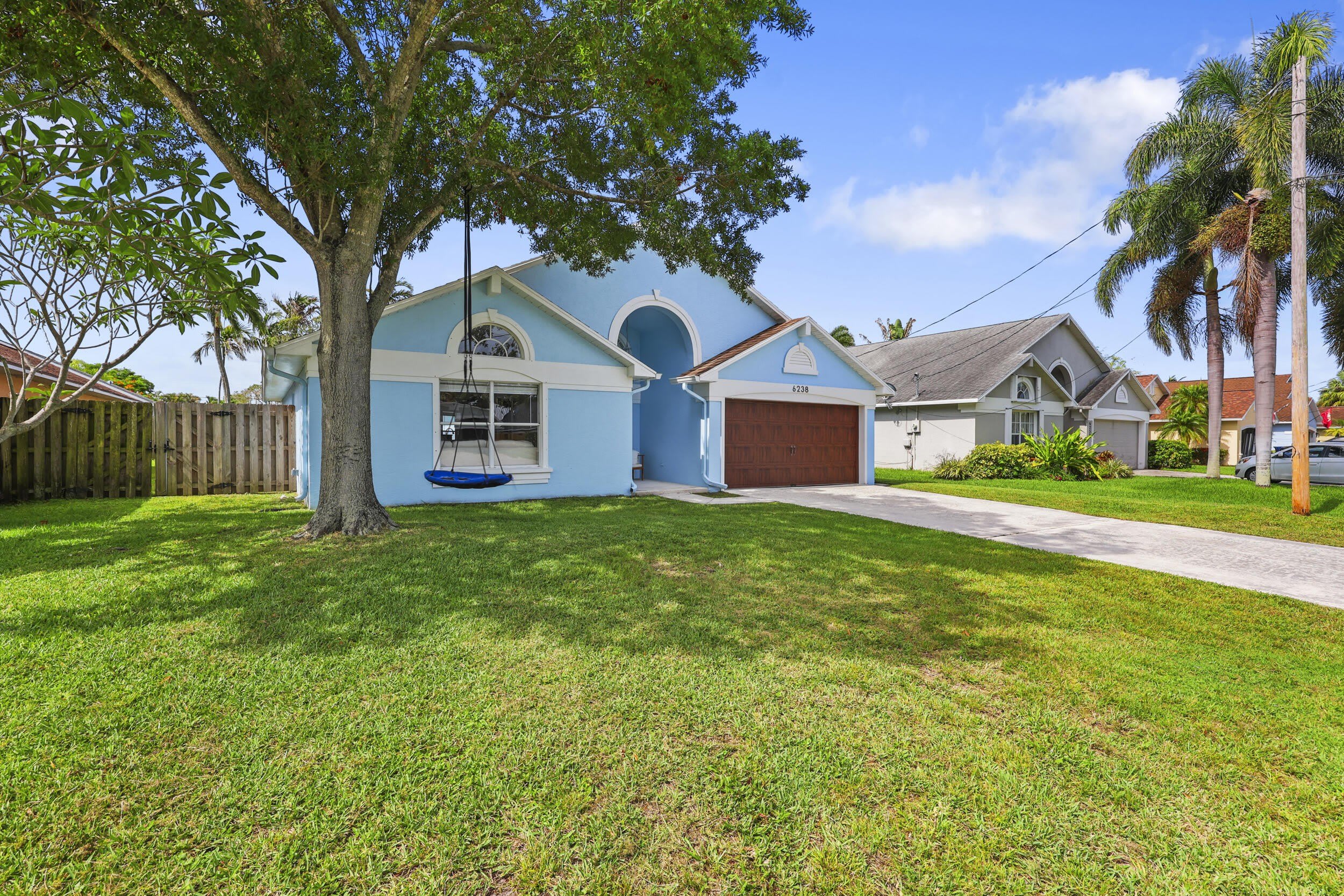 6238 Pompano Street – photo 2