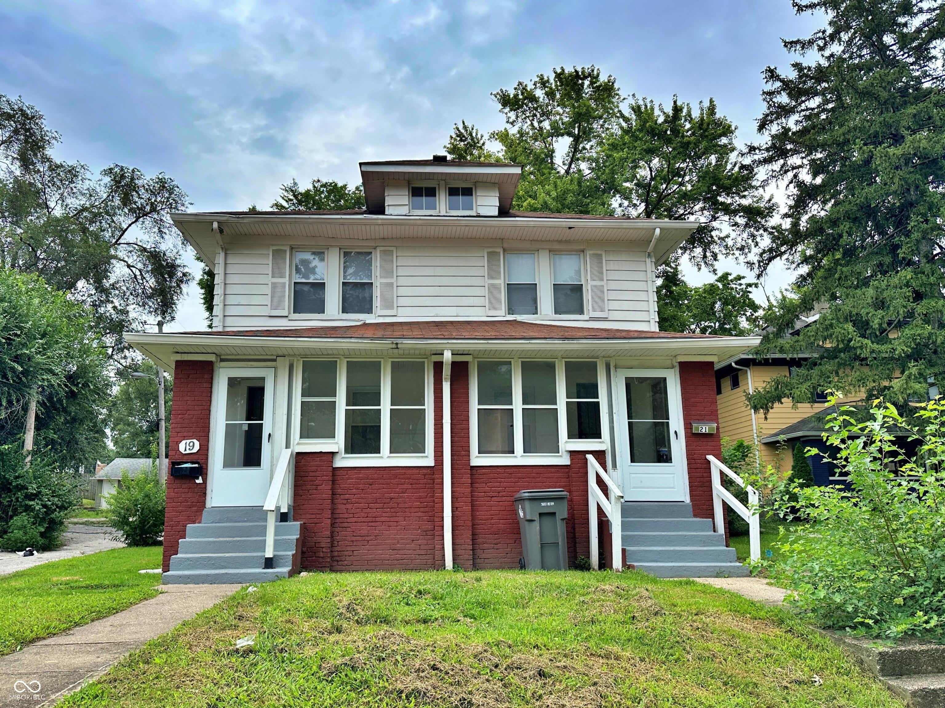 19 S Spencer Avenue – photo 1