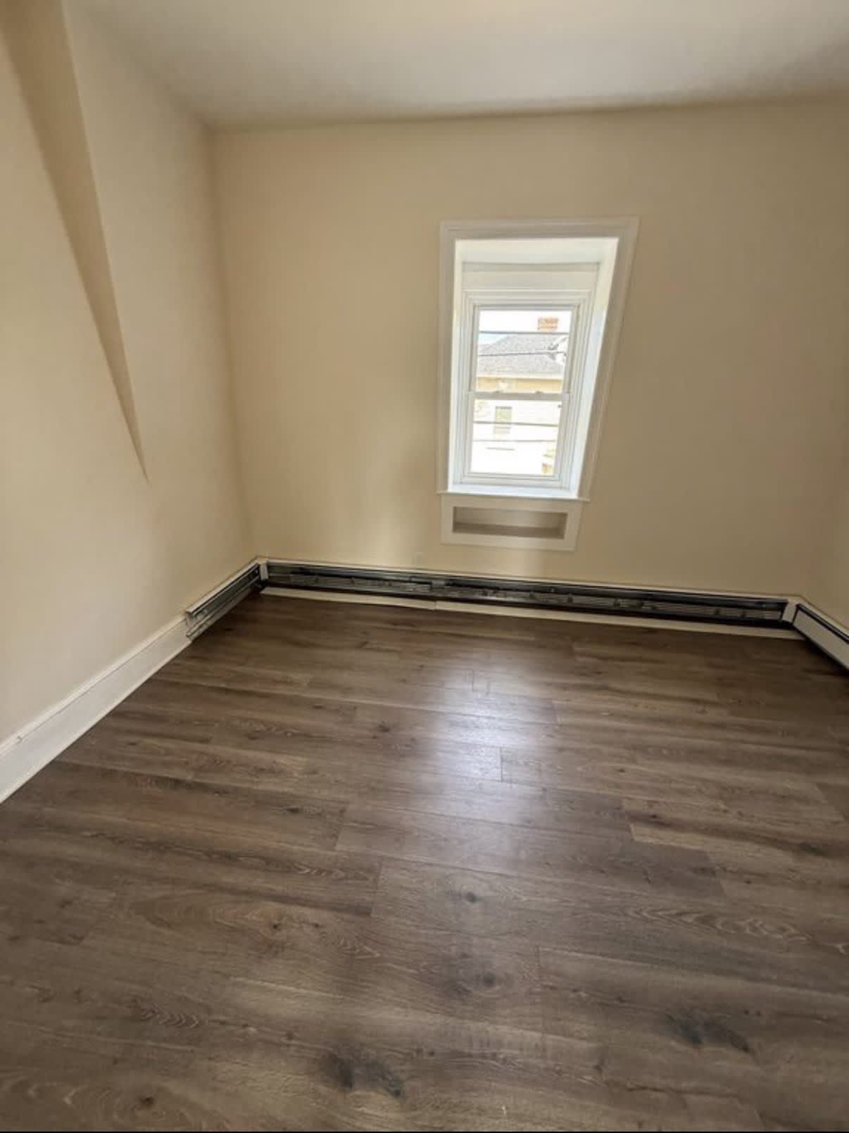 54 Harrison St – photo 5
