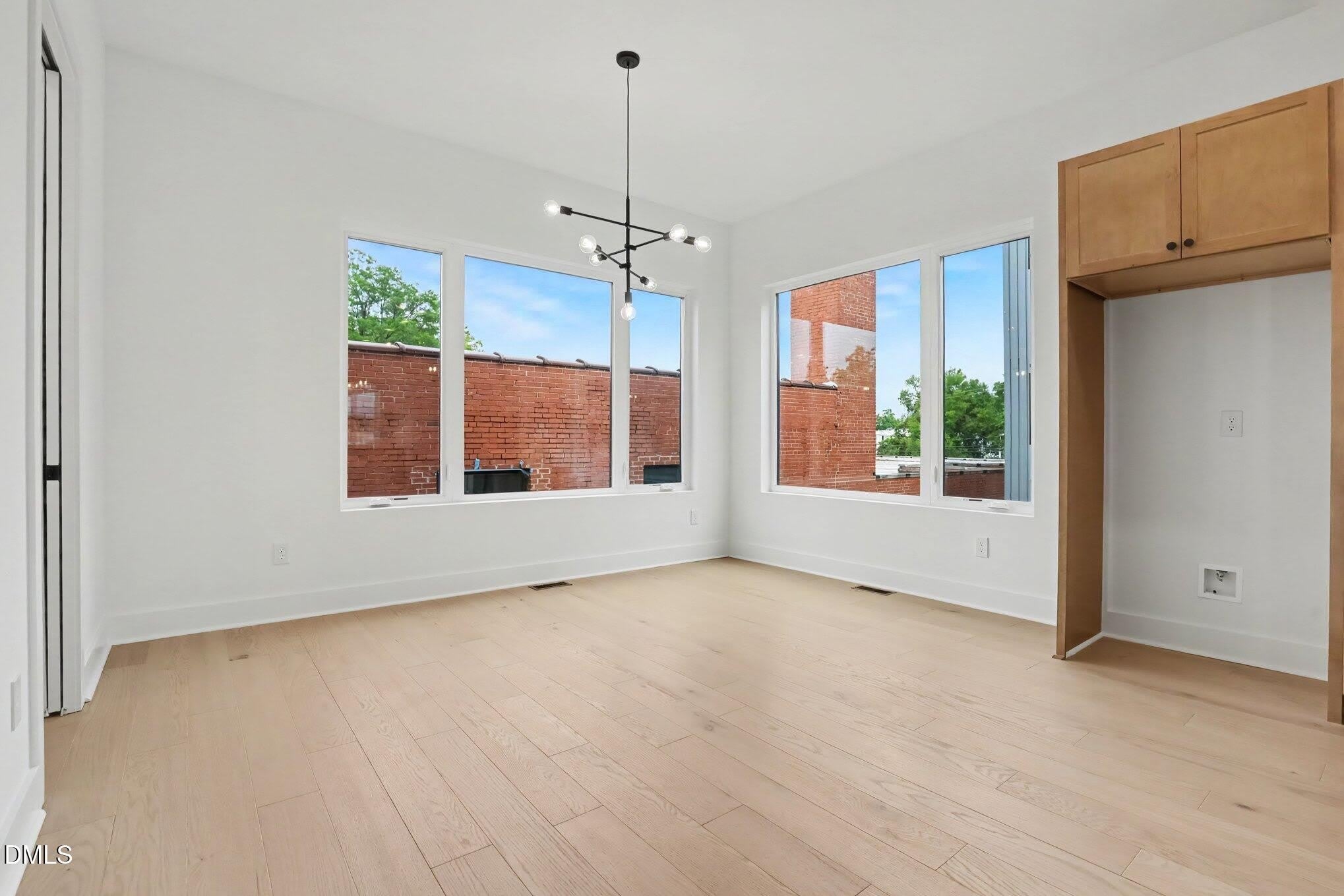 2000 Moody Lane – photo 4