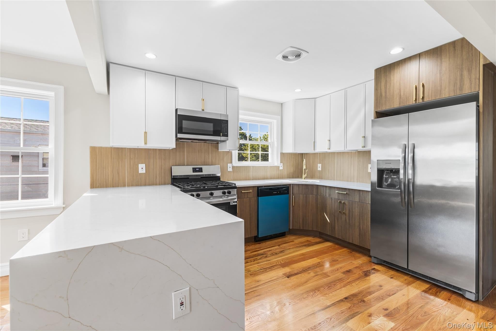 120-46 199th Street – photo 4