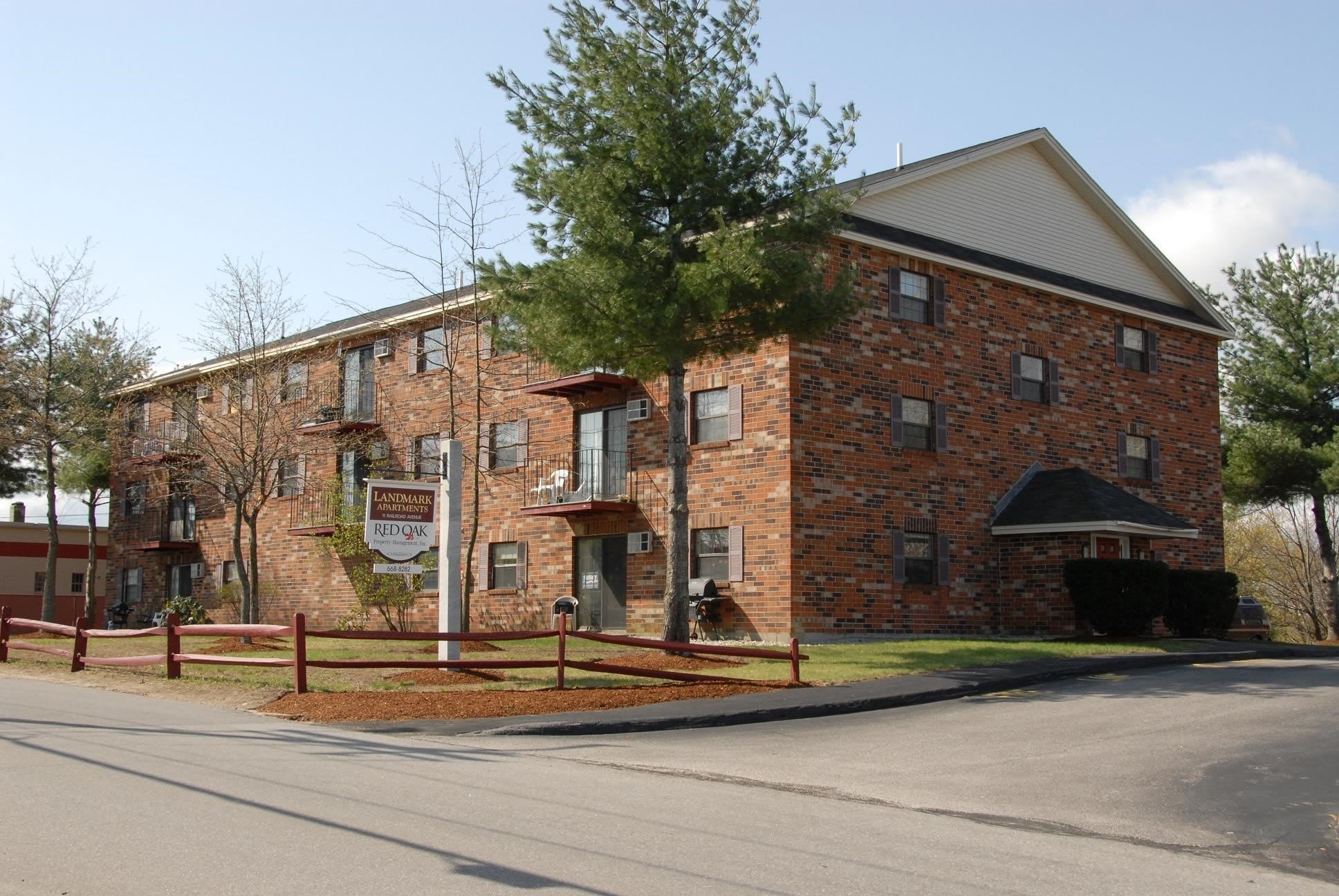 11 Railroad Avenue – photo 3