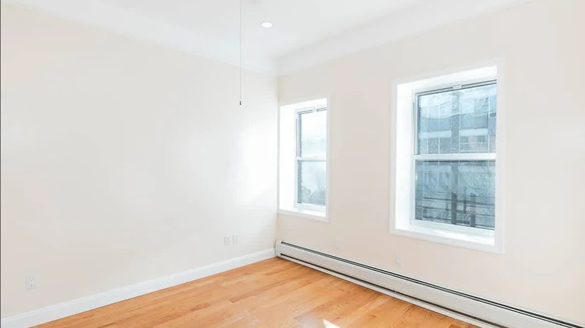 281 20th Street – photo 4