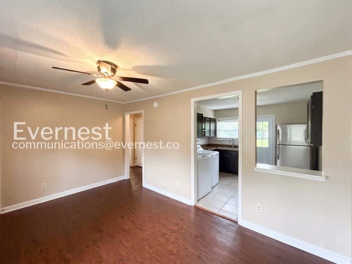 4911 Buford Avenue – photo 4