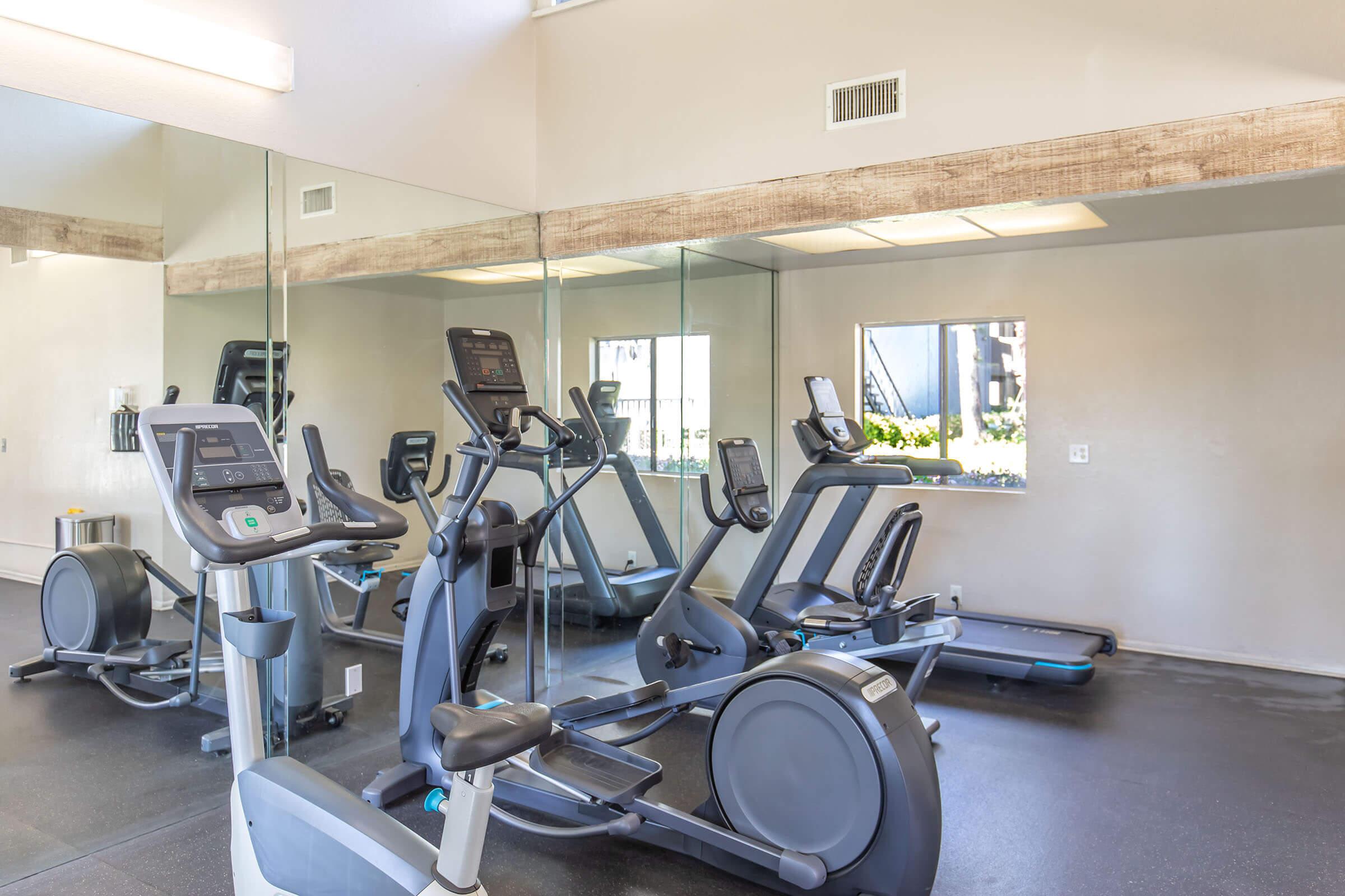 Eastwood Apartment Homes – photo 4