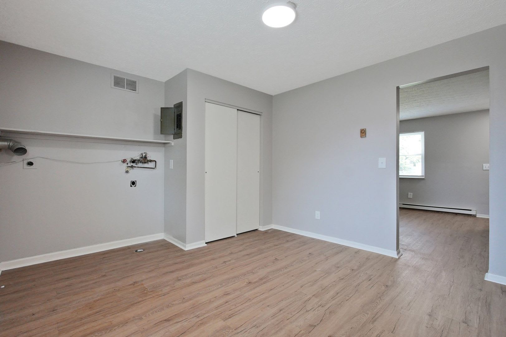 Nice 2 Bedroom Townhome in Southwest Columbus – photo 5
