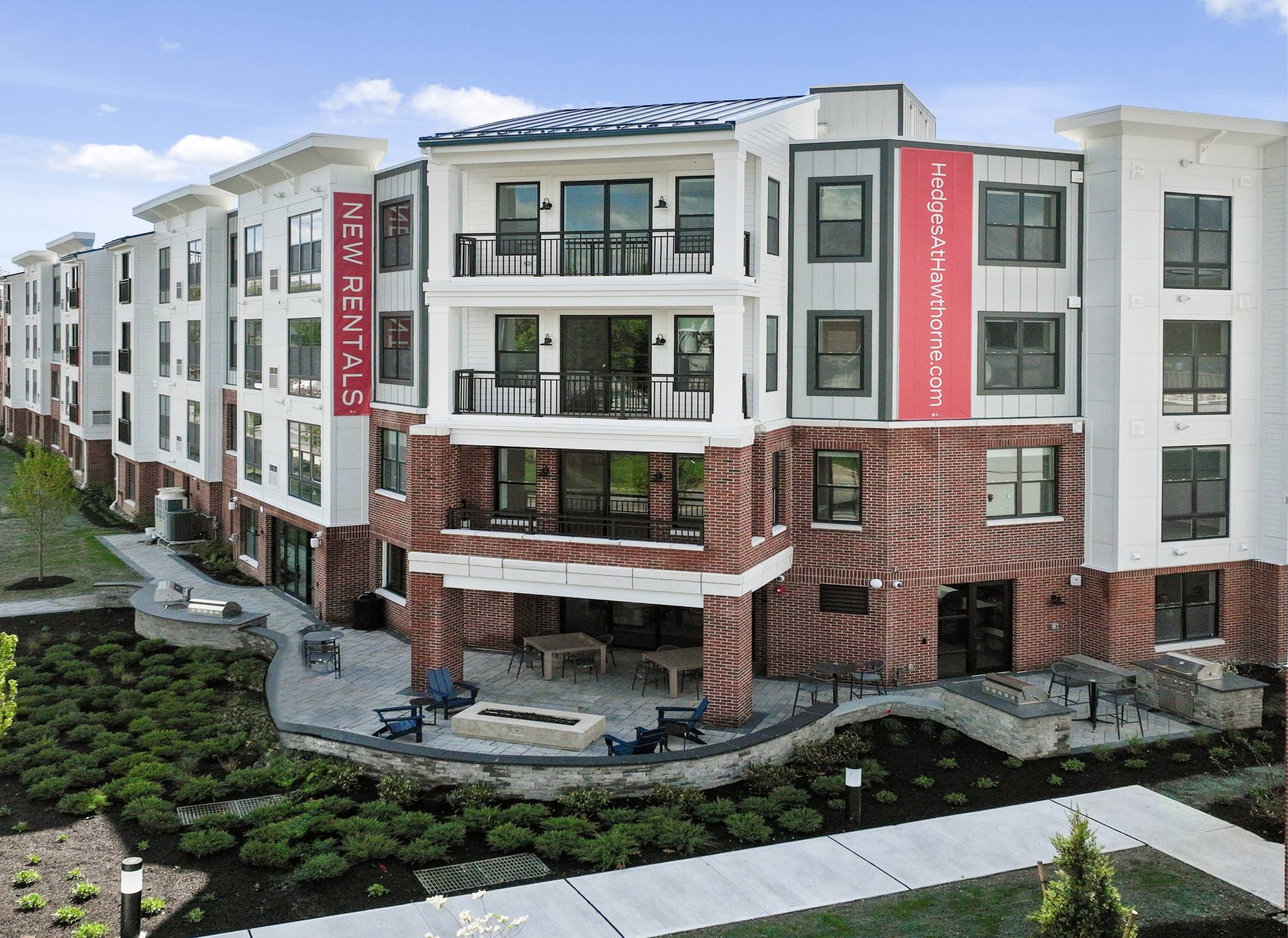 Hedges at Hawthorne – photo 1