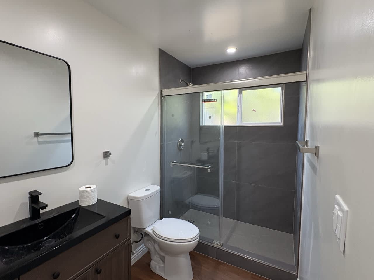 9737 Lev Avenue – photo 5