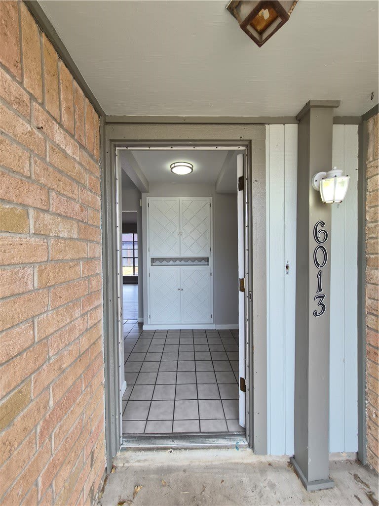 6013 Parkview Drive – photo 3
