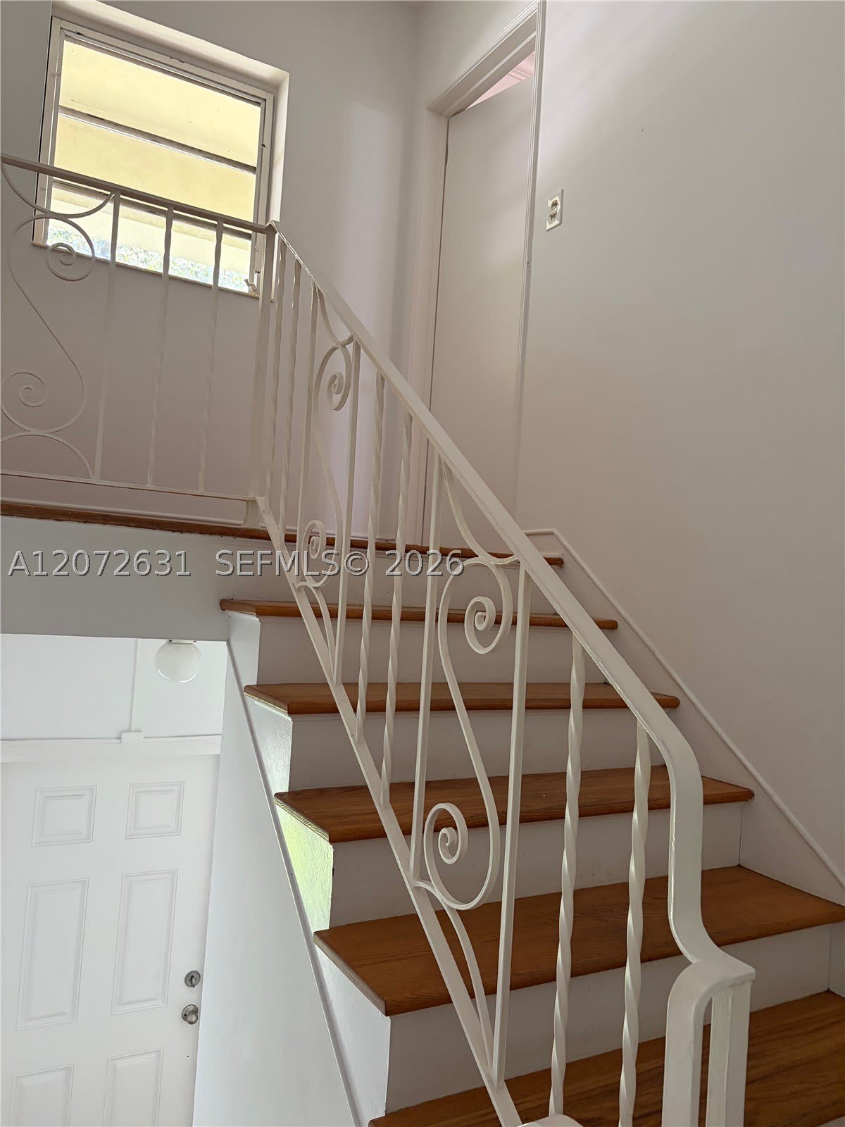 3923 Segovia St – photo 5