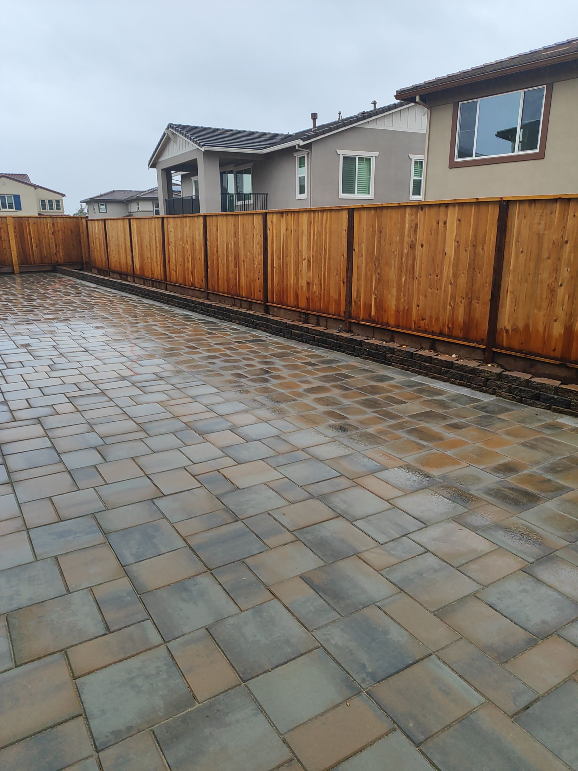 7170 Sirak Drive – photo 4