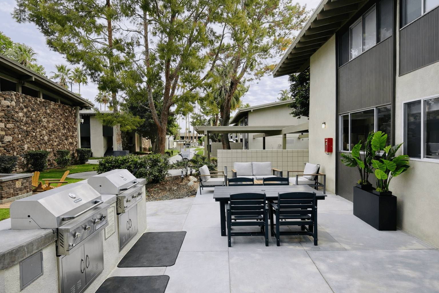Tahquitz Court – photo 3
