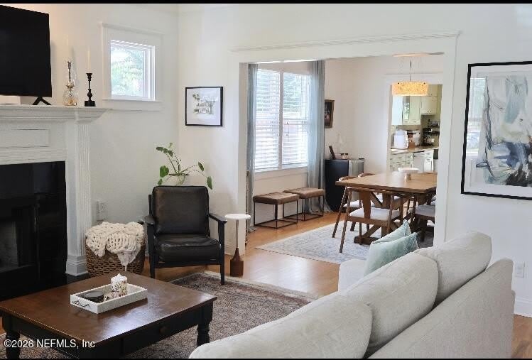 1592 GLENDALE Street – photo 5