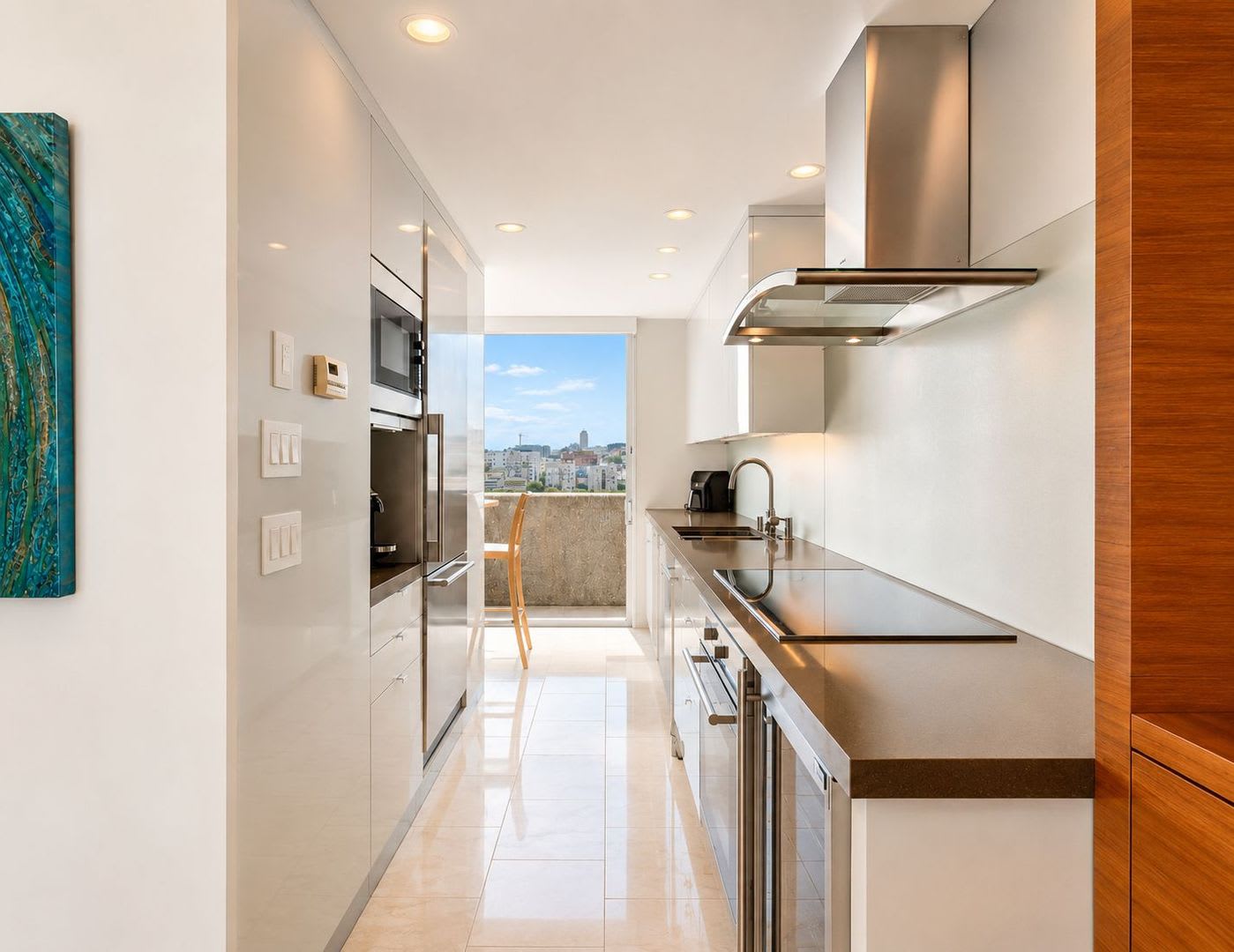 Luxury 16Th Floor Corner Residence All Utilities Included Secured Garage Parking Panoramic San Francisco Views – photo 3