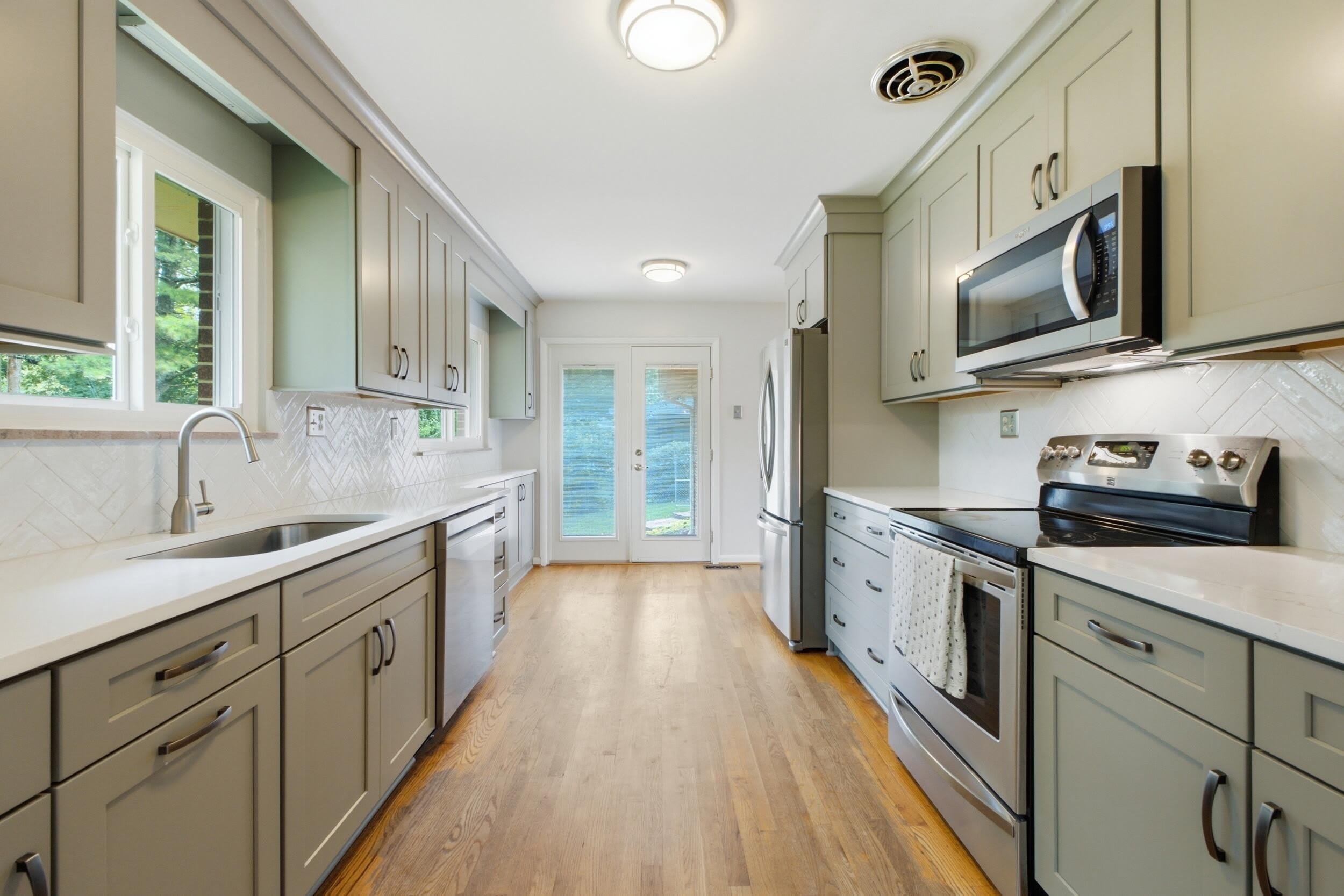 205 S Palisades Drive – photo 2