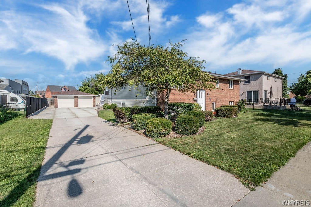 28 Mead St. – photo 4