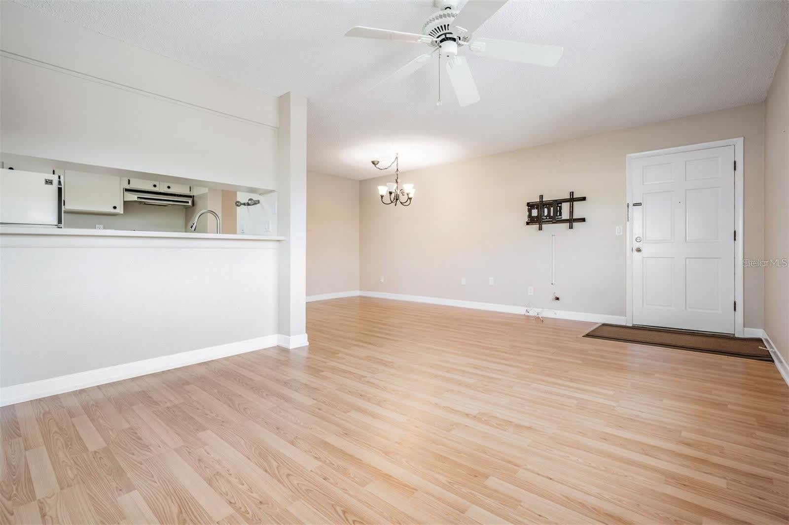 2525 WEST BAY Drive – photo 4