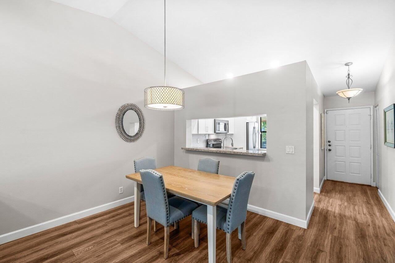 22148 Palms Way – photo 2