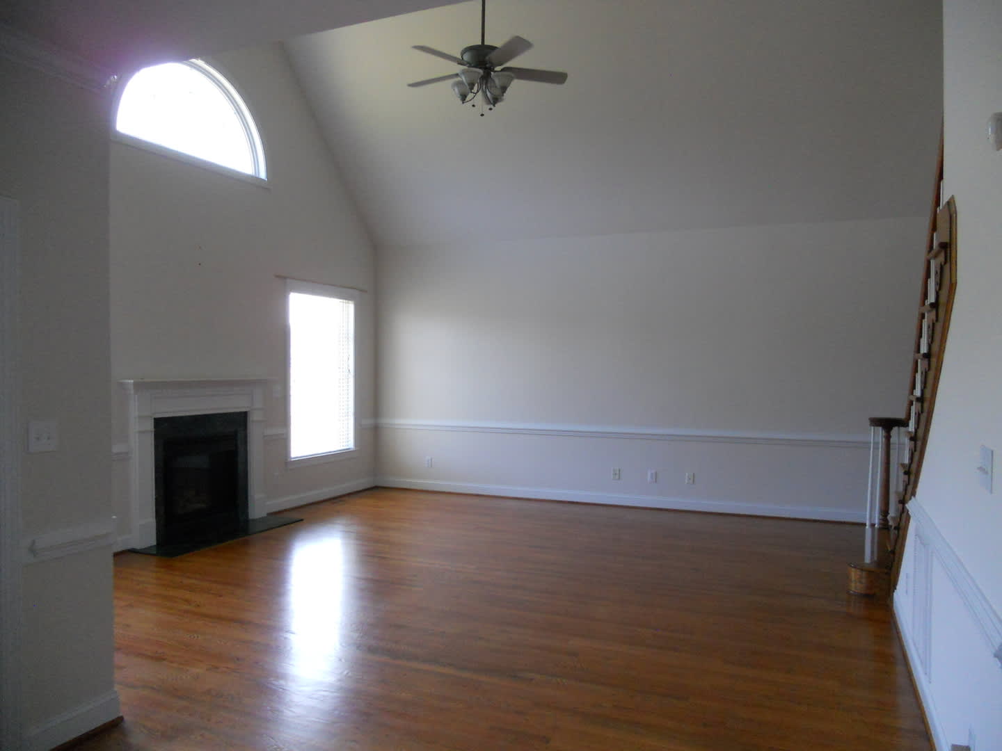 409 Pointe Drive – photo 3