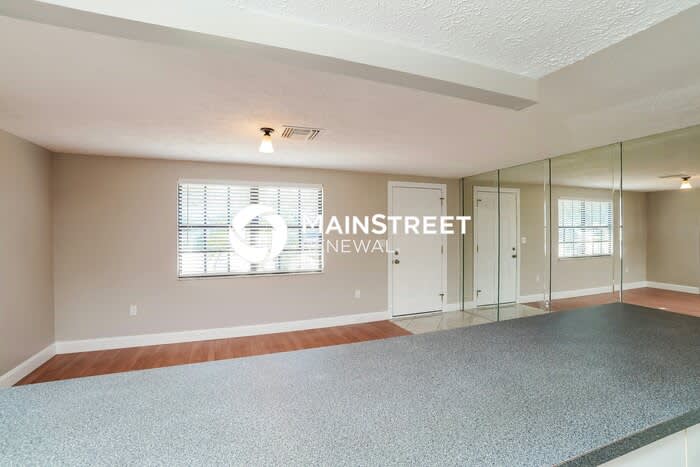 8729 Sabal Way – photo 2