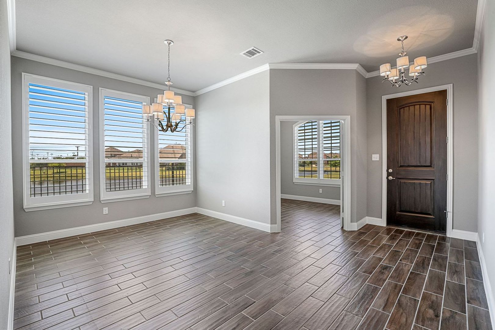 Breathtaking 3 Bedroom Home Overlooking The Community Lake In Celina – photo 2