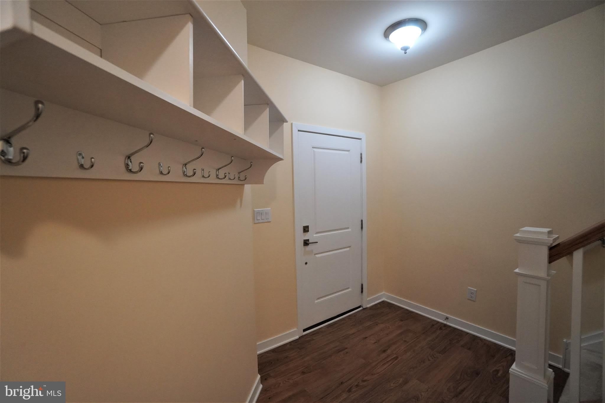 6 MANCHESTER Drive – photo 5