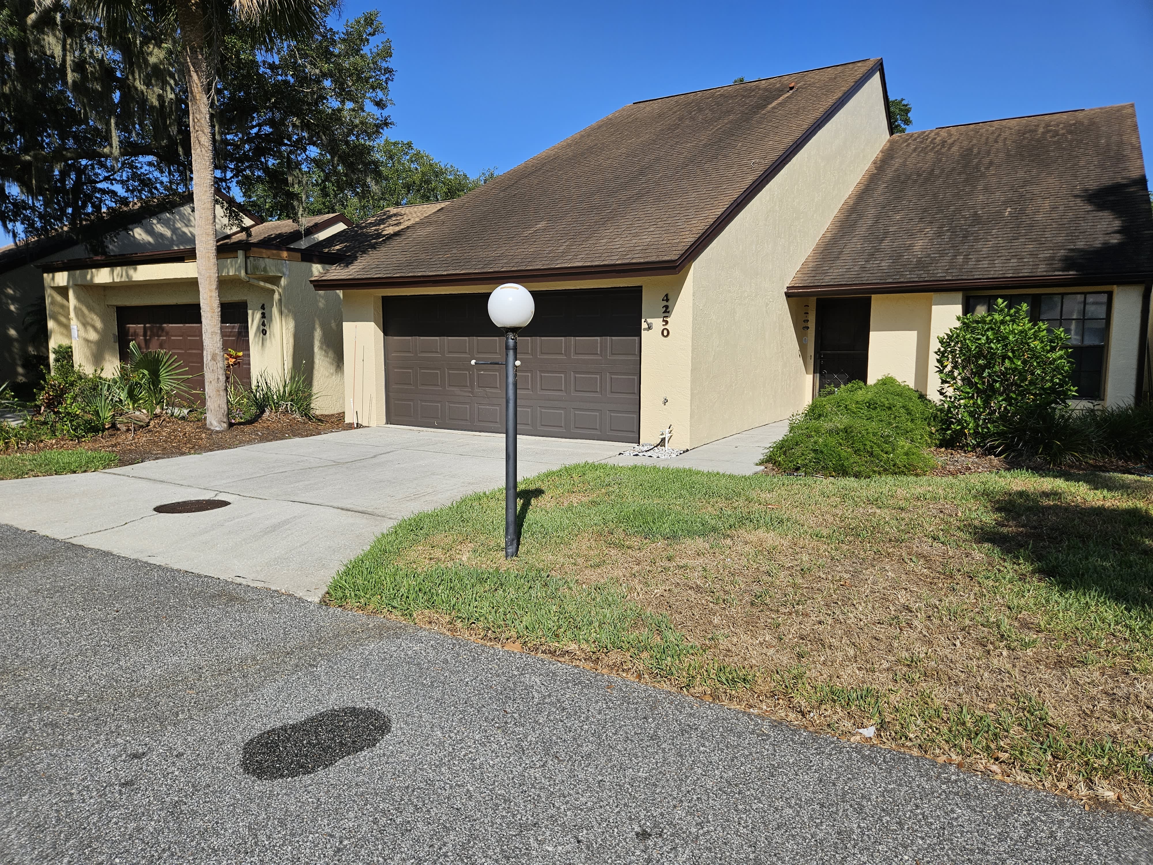 4250 Creekwood Ln – photo 2