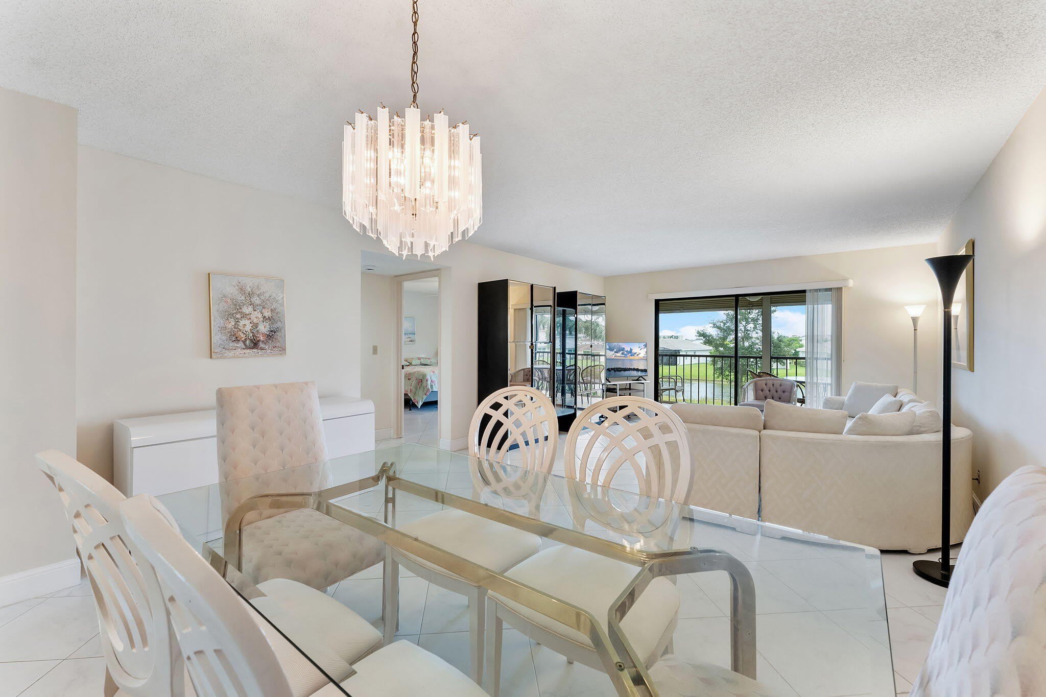 7260 Kinghurst Drive – photo 4