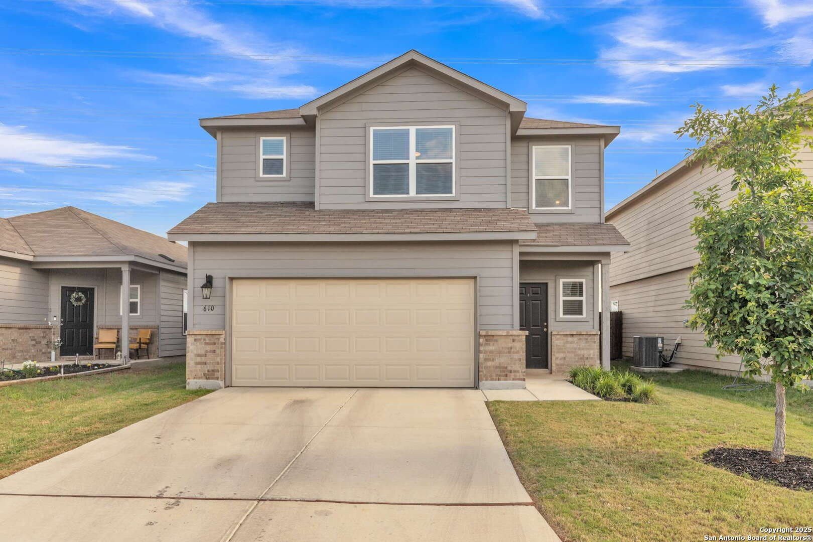 610 Pleasanton Way – photo 1